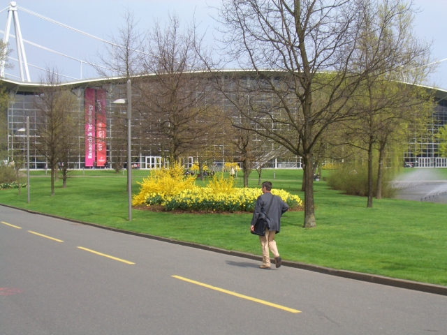 01_halle_2.jpg