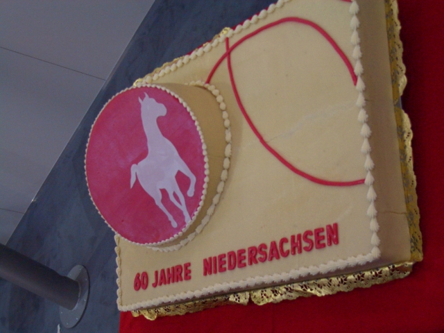 10_geburtstagstorte_60_jahre_niedersachsen.jpg