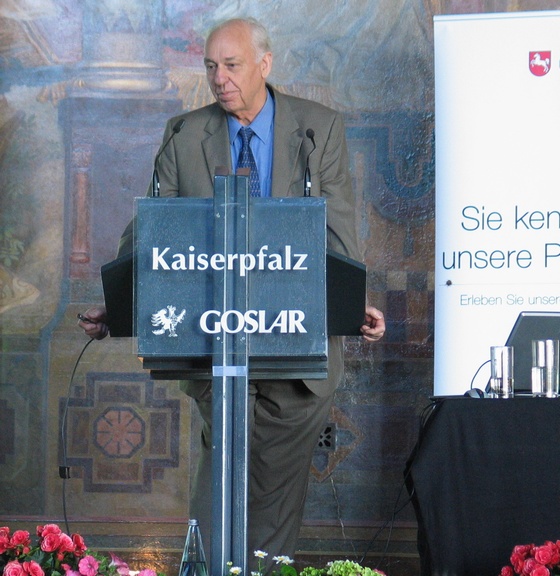 n_20_professor_tittel.jpg