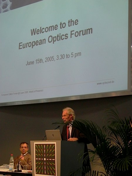 35_optics_forum.jpg