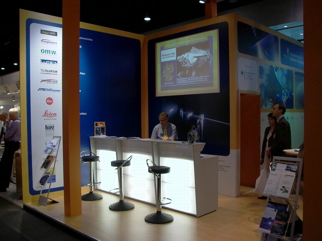 05_optecnet_gemeinschaftsstand.jpg